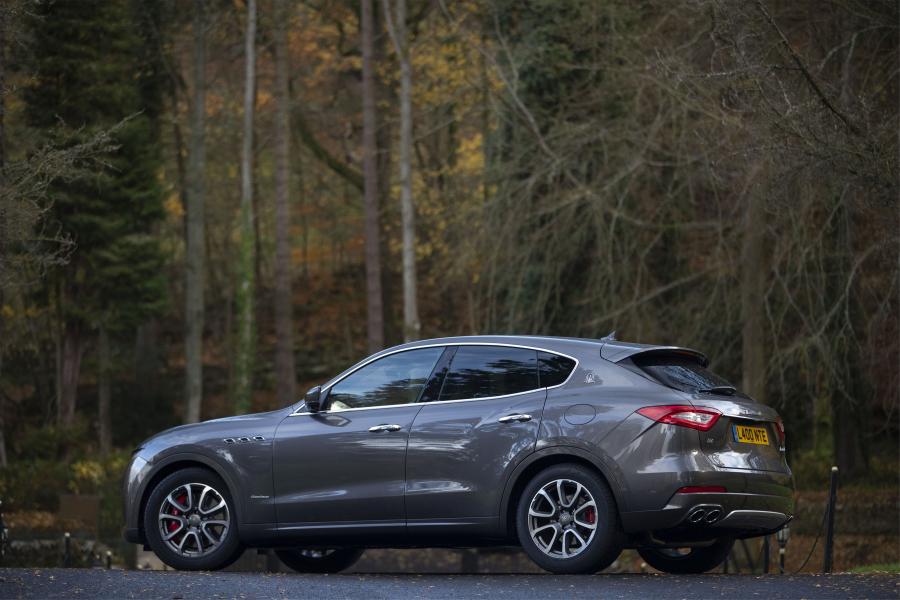  Maserati Levante GranLusso 2018 года  (UK) (фото 12 из 14)